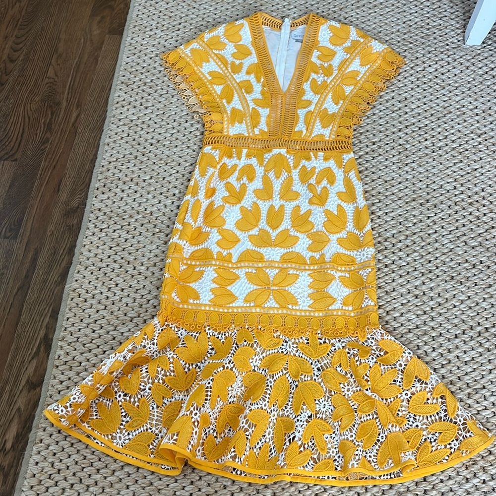 Saylor Kaiya Dress in mustard and white. Size XS- excellent condition.